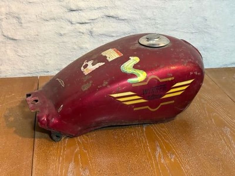 Tanque de combustible para moto Modelo GS - imagen 1