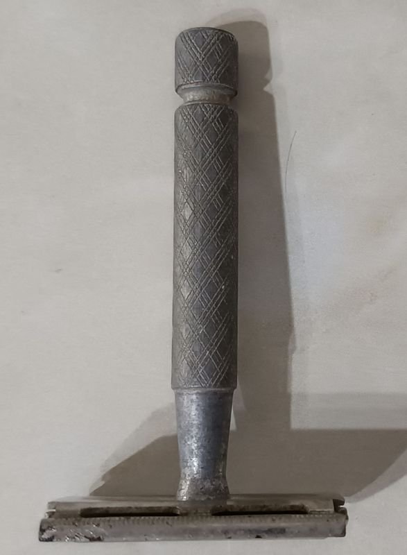 Antigua máquina de afeitar manual GILLETTE en EXCEPCIONAL CONDICIÓN - imagen 4