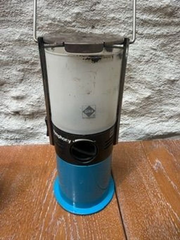 Lámparas portátiles para camping a gas butano - imagen 3