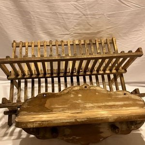 Lote anterior: Escurridor y Estante Rústico de Madera para Cocina Vintage