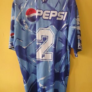 Camiseta de Fútbol Club Nacional de Football 1999 Fila Talle XL - imagen 2