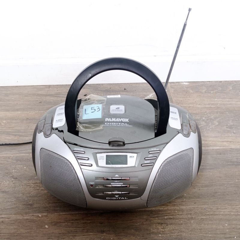Lote siguiente: Panavox Digital CD Player y Radio Huevito