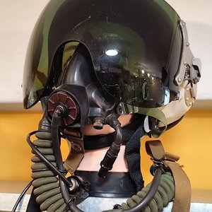 Casco de Piloto Soviético ZSH3 con Mascarilla KM32 y Gorra Interior - Años 60/70 - imagen 1