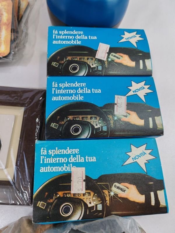 Colección de Juegos, Cartas y Linternas en Buen Estado - imagen 3