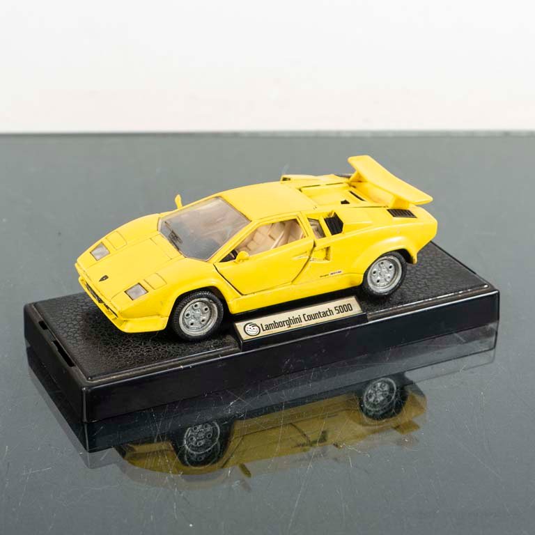 Item 2112548 - Image 0