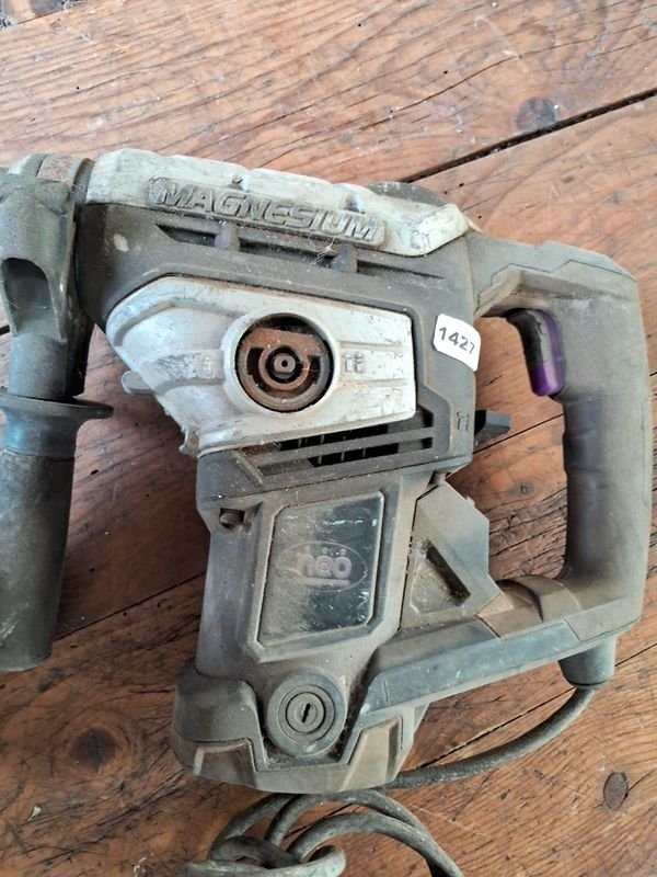 Rotomartillo NEO, herramienta de demolición eléctrica - imagen 3