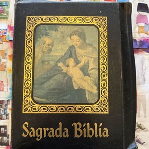 Lote siguiente: Sagrada Biblia Edición Barsa para la Familia Católica - Ilustrada