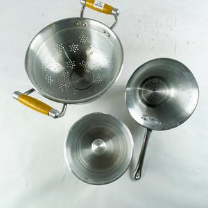 Set de 3 Piezas de Cocina: Colador y Budinera de Aluminio - imagen 2