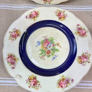 Par de Platos Ingleses Wood & Sons Ivory Ware con Flores - imagen 2