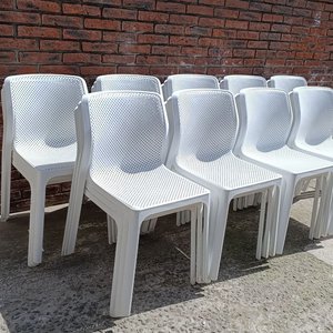Sillas de Polipropileno Blancas Diseño Calado Moderno - imagen 1