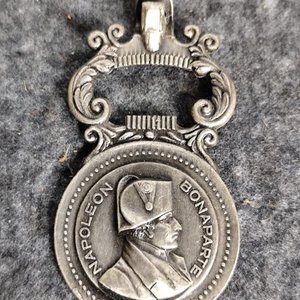 Destapador Antiguo Napoleón Bonaparte París Metal - imagen 3