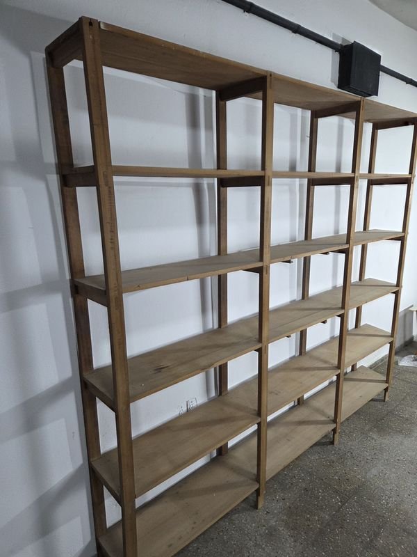 Estantería de madera en pino brasil - imagen 6