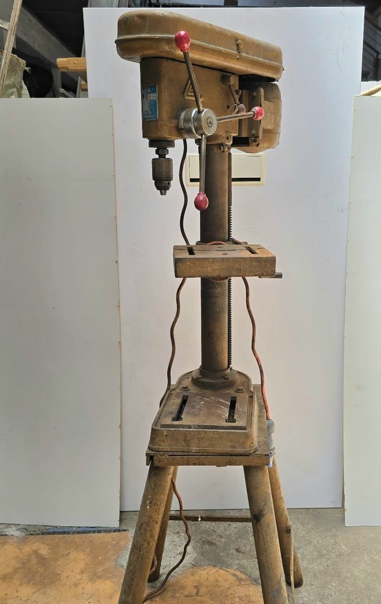 Item lote-64-taladro-de-mesa-monofasico - Image 2