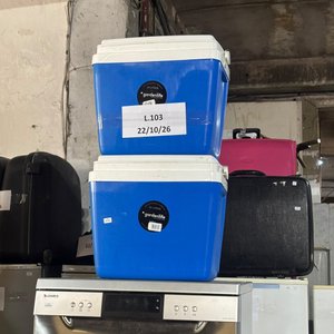 Lote anterior: Dos Conservadoras Azules Gardenlife de 24 Litros con Avería