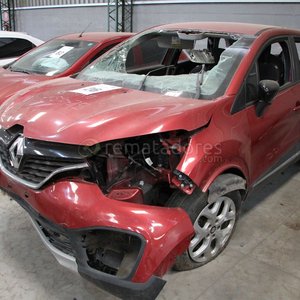 Lote anterior: Renault Captur 2017 Rojo con Daños Frontales y Traseros