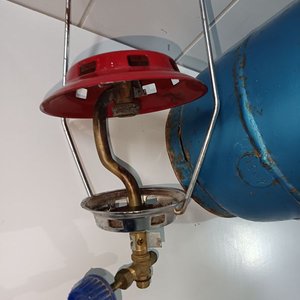 Garrafa de Gas de 3 kg con Panel Calefactor y Cabezal de Farol - imagen 6