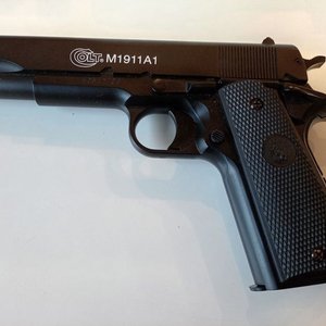 Réplica Pistola Airsoft Colt M1911 A1 100 Aniversario (2011) en Caja Original - imagen 4