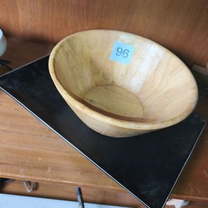 Lote anterior: Set de Paneras, Fuentes y Bols de Madera y Mimbre