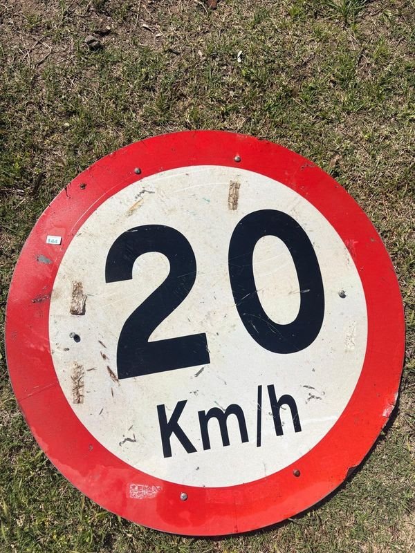 Cartel de señalización de 20 km/h - imagen 1