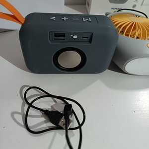 Parlante Portátil T&G y Ventilador USB con Luz LED - imagen 4