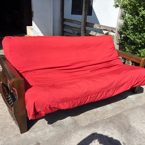 Futón de Madera con Colchoneta Roja - imagen 2