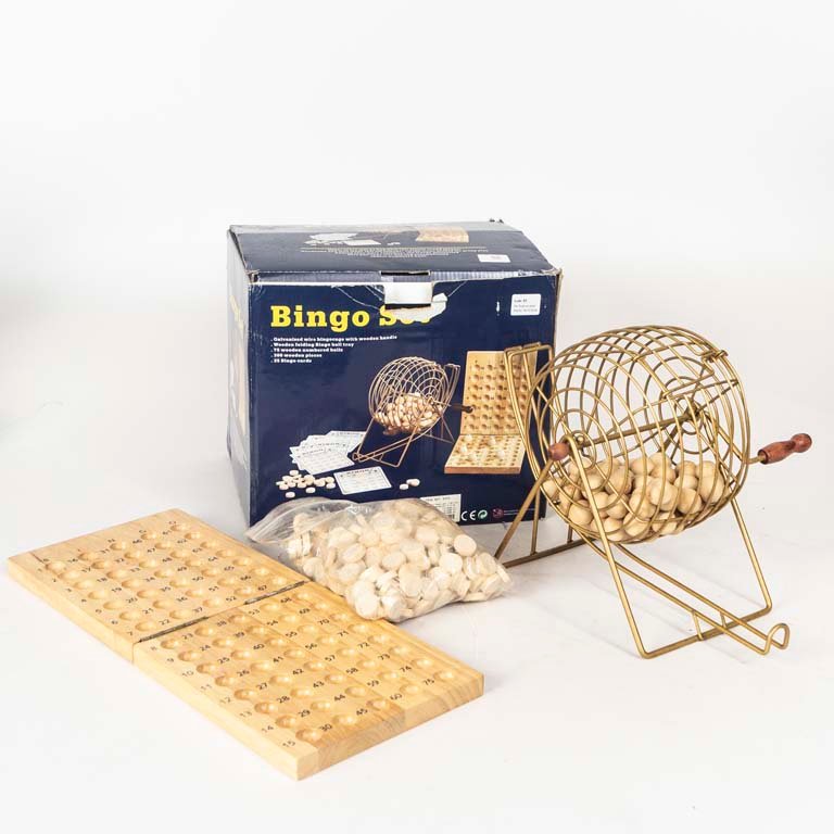 Juego de Bingo Completo con Bolillero Metálico y Caja Original