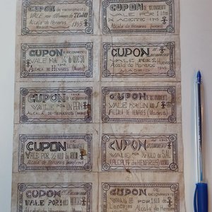 Lámina Histórica: 10 Cupones de Racionamiento Guerra Civil Española (1945) y Día de la Victoria - imagen 2