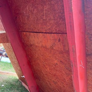 Techo Metálico con Estructura de Madera y Revestimiento Interior - imagen 4