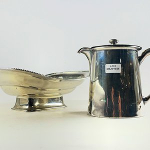Dos piezas en metal, centro de 24 x 20 cm y cafetera de 12 cm - imagen 3