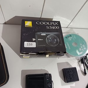 Cámara Digital Nikon Coolpix S3400 con Accesorios y Estuche - imagen 2