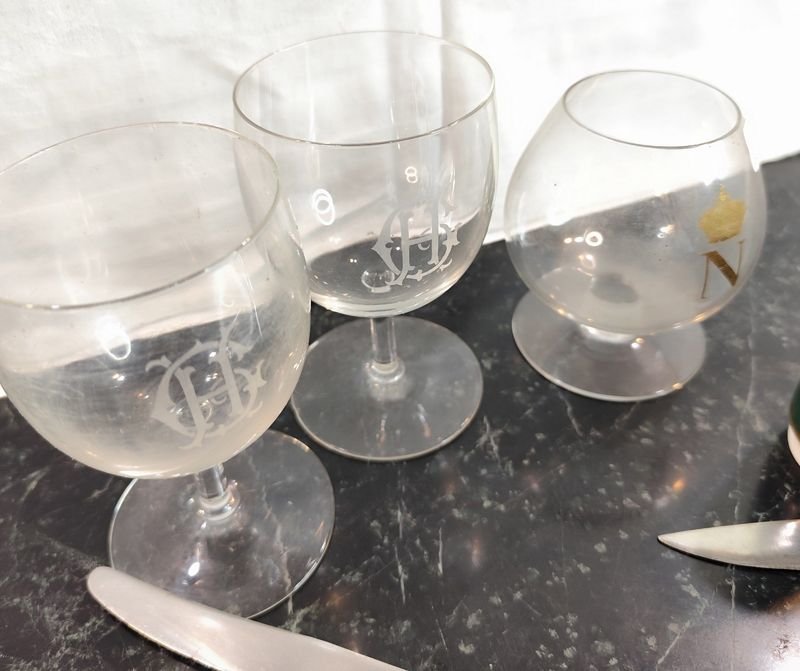 Item 880107 - Image 3