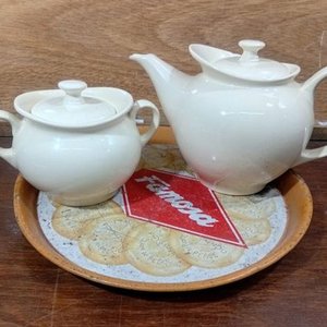 Tetera y Azucarero Lozur, Fuente Chapa Famosa y Plato - imagen 5