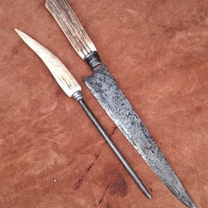 Lote siguiente: Yunta de Cuchillo y Pinche con Mangos de Hueso