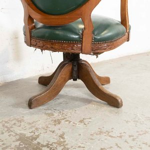 Sillón Antiguo de Oficina Giratorio Tapizado en Cuero Verde con Tachas - imagen 3