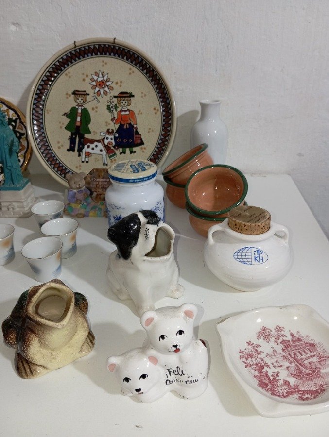 Colección de Figuras Decorativas de Cerámica y Porcelana - imagen 6