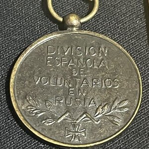 Condecoración División Española de Voluntarios en Rusia III Reich II Guerra Mundial - imagen 2