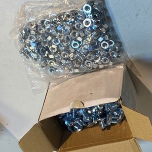 3 Cajas de Tornillos con Tuercas Metálicas - imagen 5