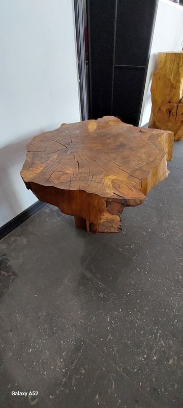 Mesa de centro rustica nueva y pesada - imagen 4