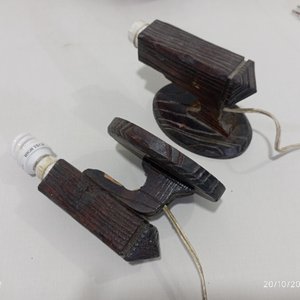 Lote de 6 piezas: Jarrón de cerámica, lámpara a kerosene, adorno de calabaza, perchero y 2 apliques de madera - imagen 6