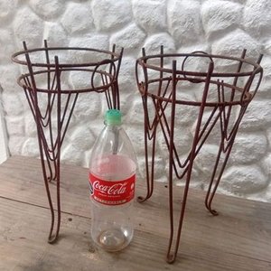 Par de Maceteros Vintage de Hierro con Patas - imagen 4