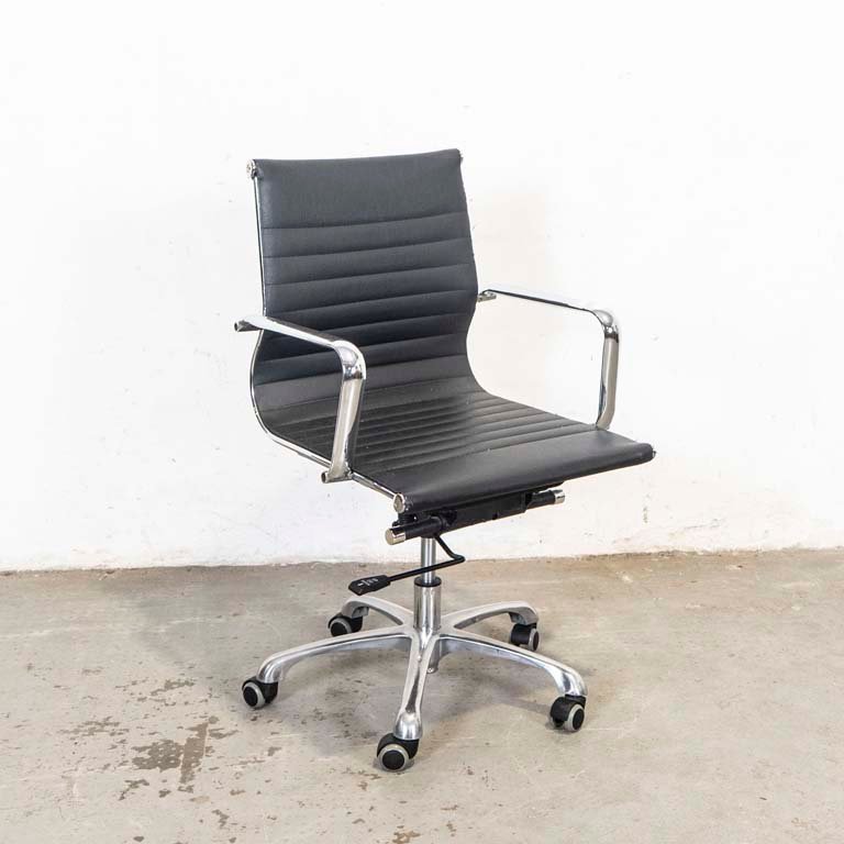 Item 2094383 - Image 1