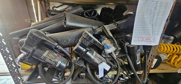 Lote de Componentes y Accesorios Varios
