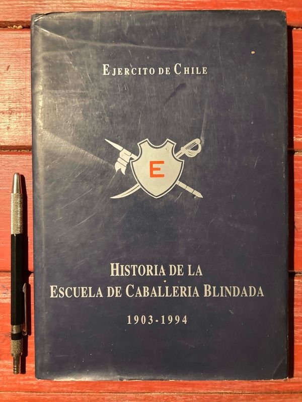 Libro de Historia Militar del Ejército de Chile - imagen 1