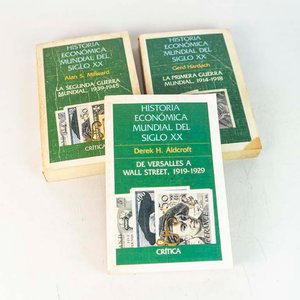 Lote siguiente: 3 Tomos Historia Económica Mundial del Siglo XX: Guerras Mundiales y Período de Entreguerras