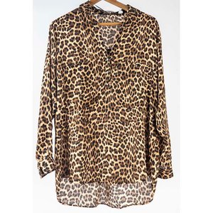 Lote siguiente: Blusa Zara Animal Print Manga Larga Talle L
