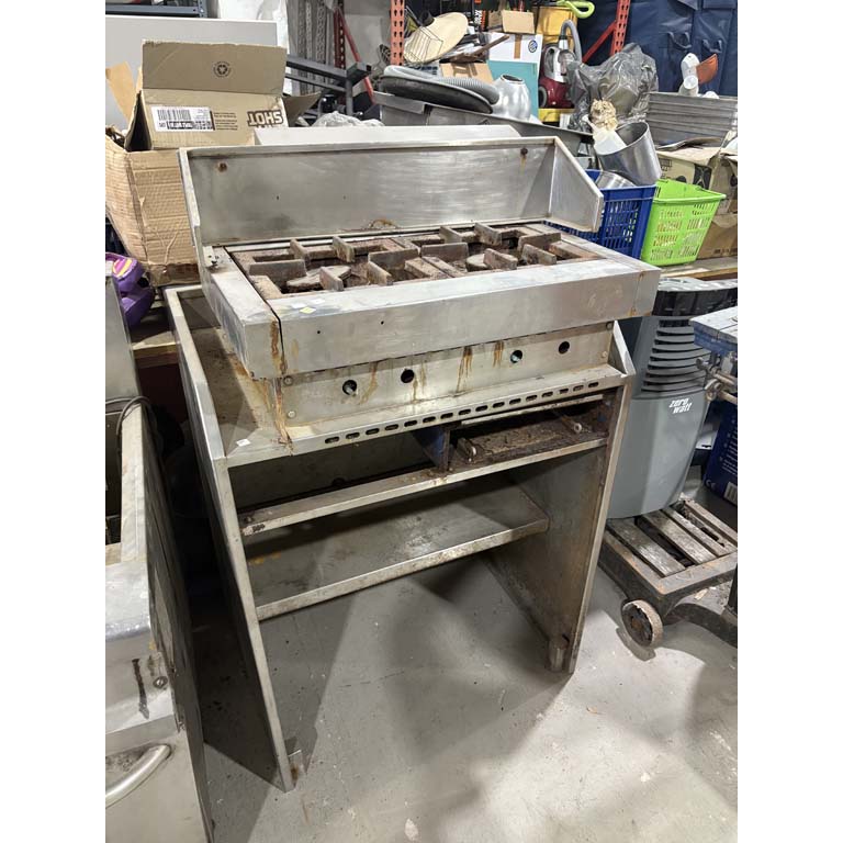 Anafe con hornallas y mesa de cocina compacta