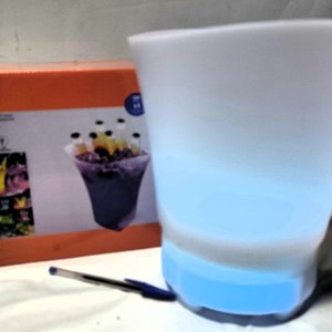 Hielera/Champagnera con Parlante Bluetooth y Luces LED Recargable - imagen 5