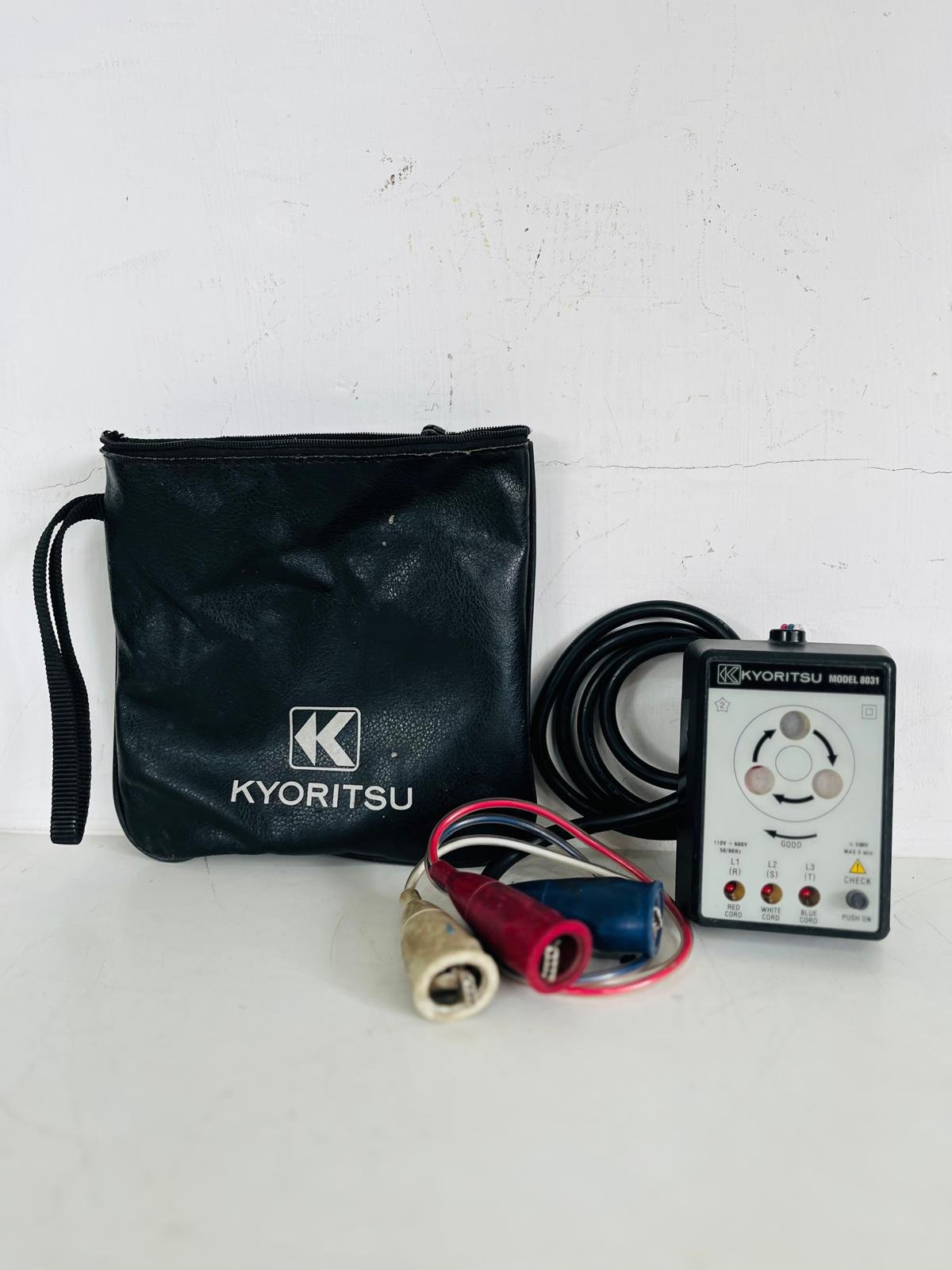 Indicador de Secuencia de Fases Kyoritsu Modelo 8031