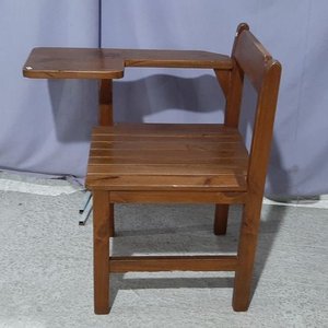 Silla de Madera con Posa Brazo de Escritura Derecho - imagen 2