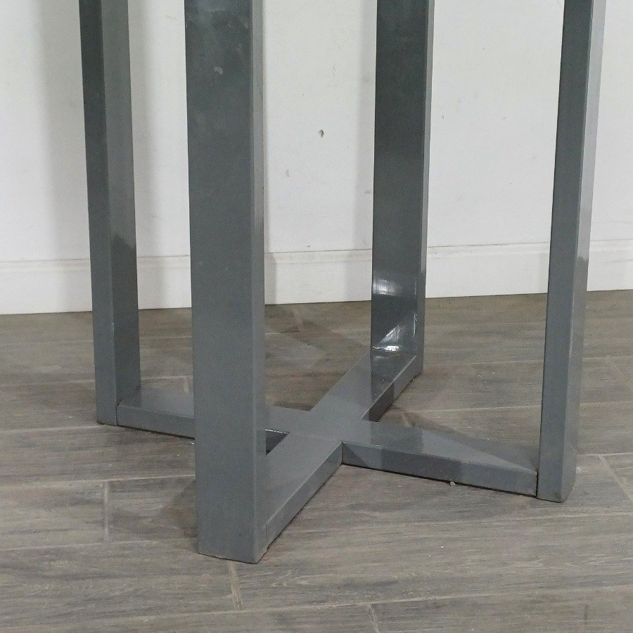 Mesa de comedor circular con tapa en pino y base en hierro - imagen 4